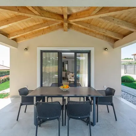 Villa Stefany