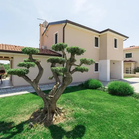 Stefany Villa Porec